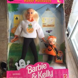 FINAL PRICE Happy Halloween Barbie and Kelly set